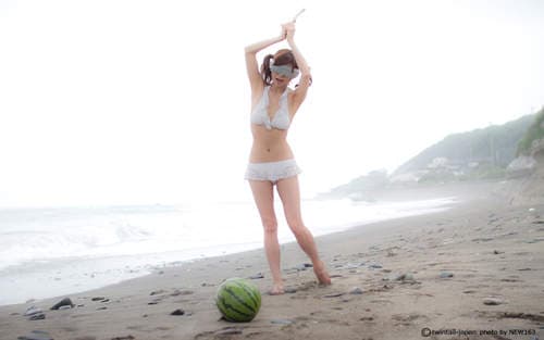 双马尾正妹 松川佑依子 趁这最后的夏天跑去海边玩耍吧 双马尾正妹 松川佑依子 趁这最后的夏天跑去海边玩耍吧