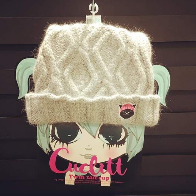 日本首创《双马尾专用毛帽》再也不用担心绑好的头发被压乱啰♪ 日本首创《双马尾专用毛帽》再也不用担心绑好的头发被压乱啰♪