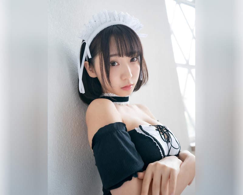 《伊织萌女仆写真特辑》我可以一整天看著她擦桌子都没有问题^^ 《伊织萌女仆写真特辑》我可以一整天看著她擦桌子都没有问题^^