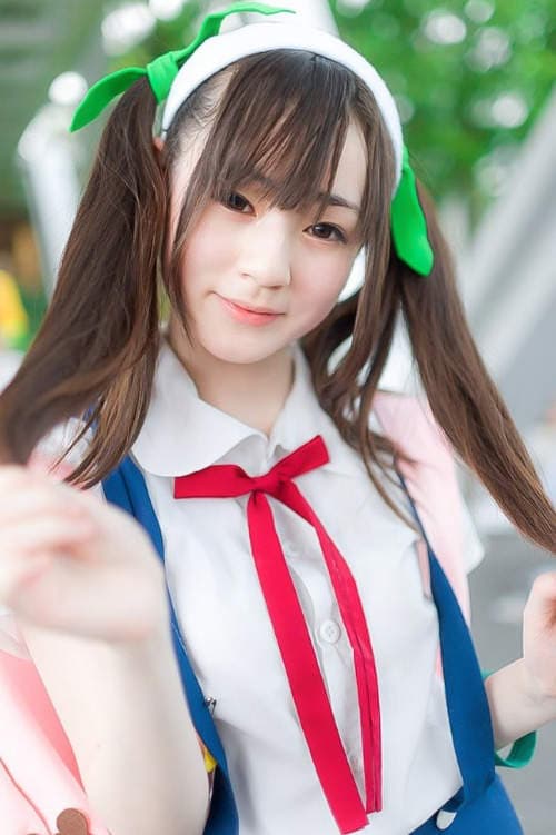 近卫理子(近卫りこ)绑起双马尾萌感爆炸的美眉 近卫理子(近卫りこ)绑起双马尾萌感爆炸的美眉