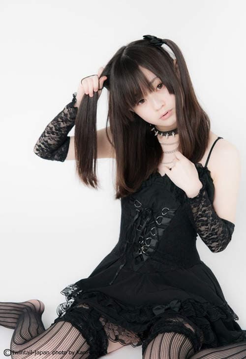 近卫理子(近卫りこ)绑起双马尾萌感爆炸的美眉 近卫理子(近卫りこ)绑起双马尾萌感爆炸的美眉