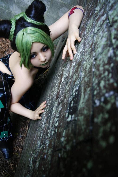 夜月歩 暴露的水手服下展现出强大的力量 夜月歩 暴露的水手服下展现出强大的力量