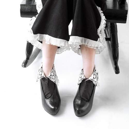 水手服版《衬衫袜》全新登场 充满玩心的领口设计大注目 水手服版《衬衫袜》全新登场 充满玩心的领口设计大注目