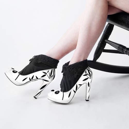 水手服版《衬衫袜》全新登场 充满玩心的领口设计大注目 水手服版《衬衫袜》全新登场 充满玩心的领口设计大注目