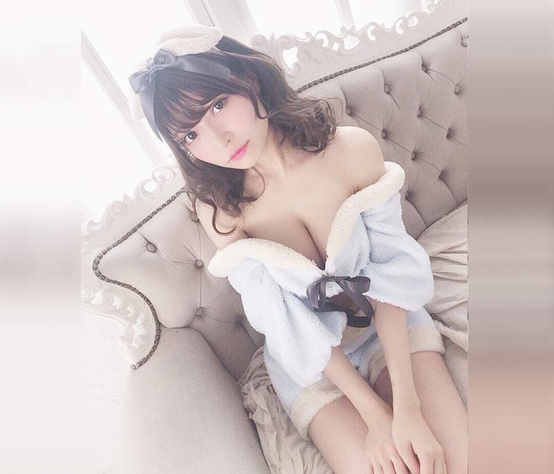 正到并轨《似鸟沙也加的美尻》Enako自创品牌的优质睡衣让我不禁想回顾一下❤ 正到并轨《似鸟沙也加的美尻》Enako自创品牌的优质睡衣让我不禁想回顾一下❤