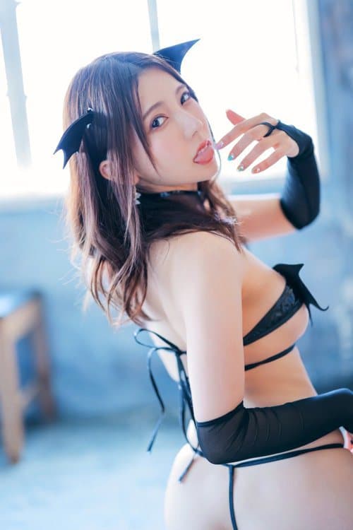 想和三上悠亚一样称霸海外?女优要有这样的条件 想和三上悠亚一样称霸海外?女优要有这样的条件