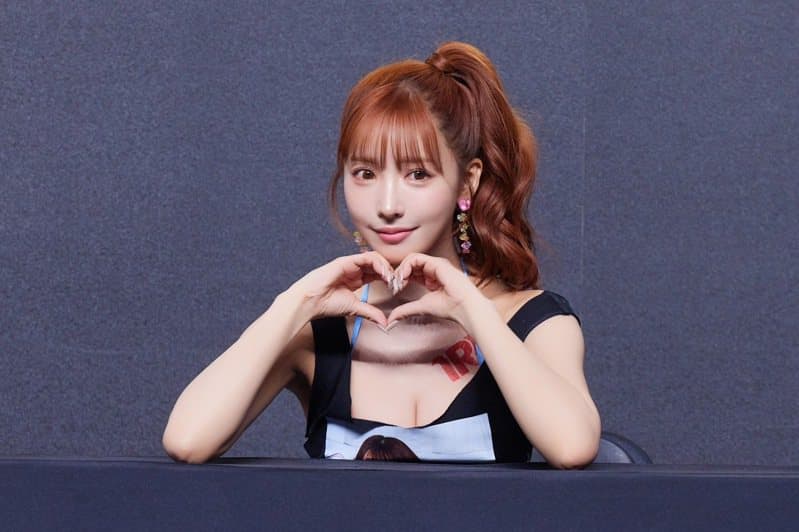 纸片人不流行了!现在AV界流行的身材是 纸片人不流行了!现在AV界流行的身材是